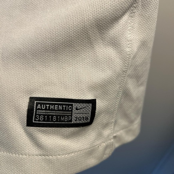 Paris Saint Germain 2018/19 away soccer jersey - Picture 6 of 6